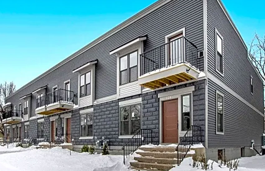 Snow-Removal-town homes