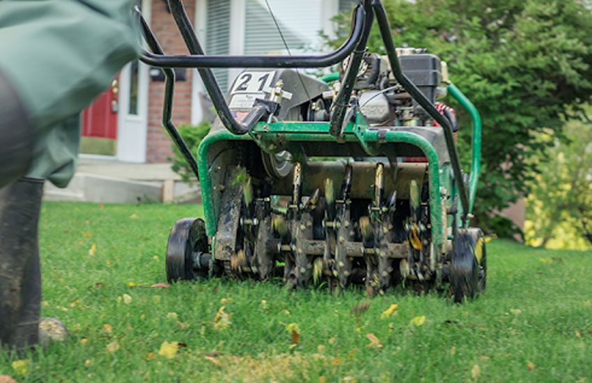 EC-Landscaping-Aerating